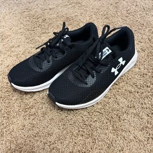 Under Armour Womens 7.5